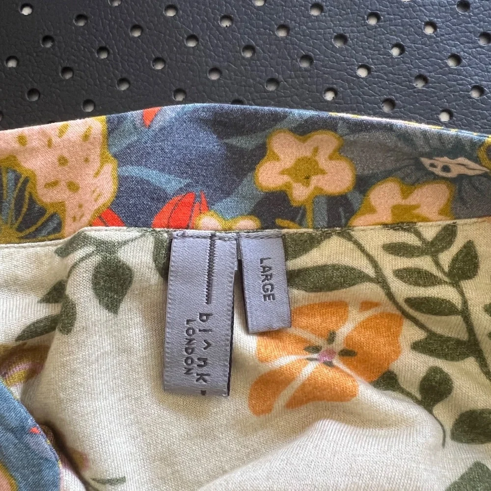 Anthropologie Blink London Top - Great Colors for early fall - Picture 6 of 7